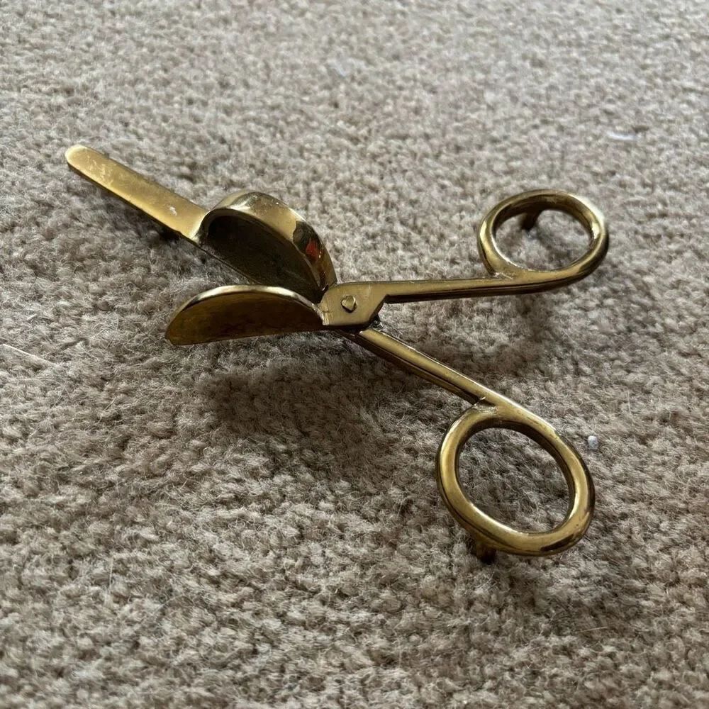 Vintage 6” Brass Footed Candle Wick Trimmer Snuffer Scissors - Picture 2 of 5
